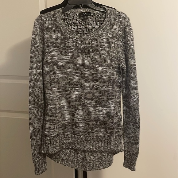 I.N. San Francisco Gray White Knit Sweater Size XL - Picture 1 of 6